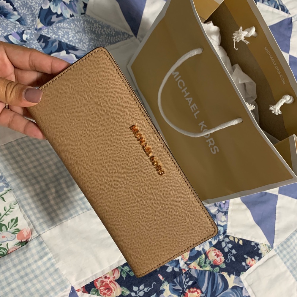 Michael Kors Tan Saffiano Leather Zip Wallet
